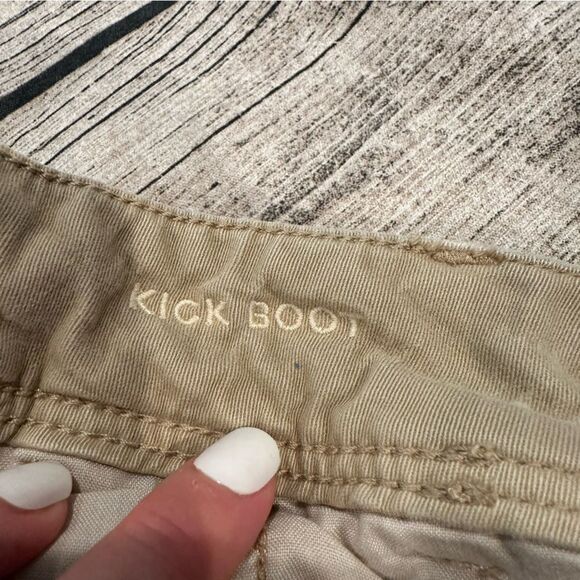 American Eagle Outfitters Kick Boot Khaki Pants Size 8 Extra Short (25” inseam) - Picture 9 of 11